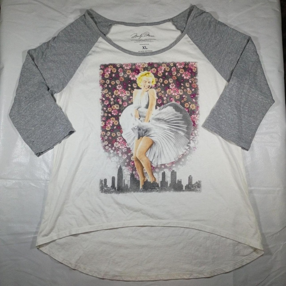 Marilyn Monroe Graphic Raglan 3/4 Baseball Tee XL